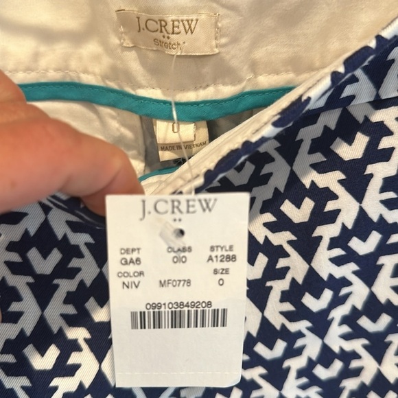 J Crew navy/white print 4” shorts size 0 NWT - Picture 2 of 3